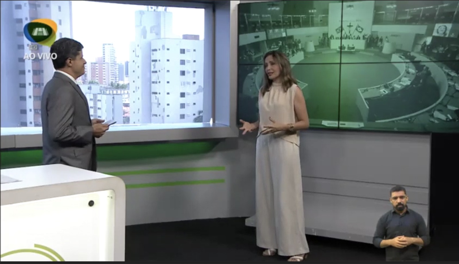 Thiago Norões (TV Assembleia) e Magnólia Paiva (Rádio FM Assembleia)