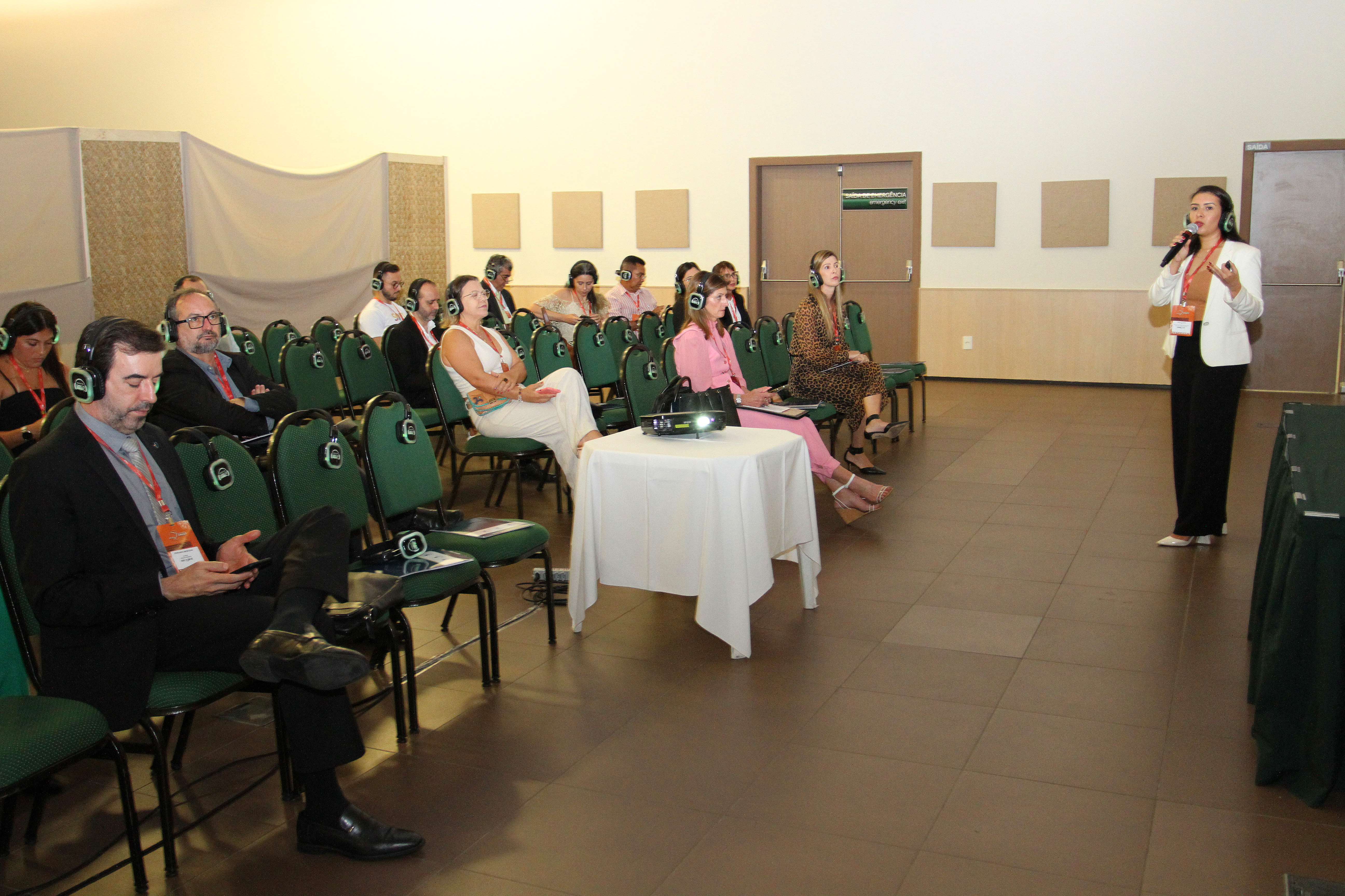 Painel "Sustentabilidade e Empreendedorismo" contou com a apresentação da engenheira ambiental da Célula de Sustentabilidade e Gestão Ambiental, Jéssica Vieira