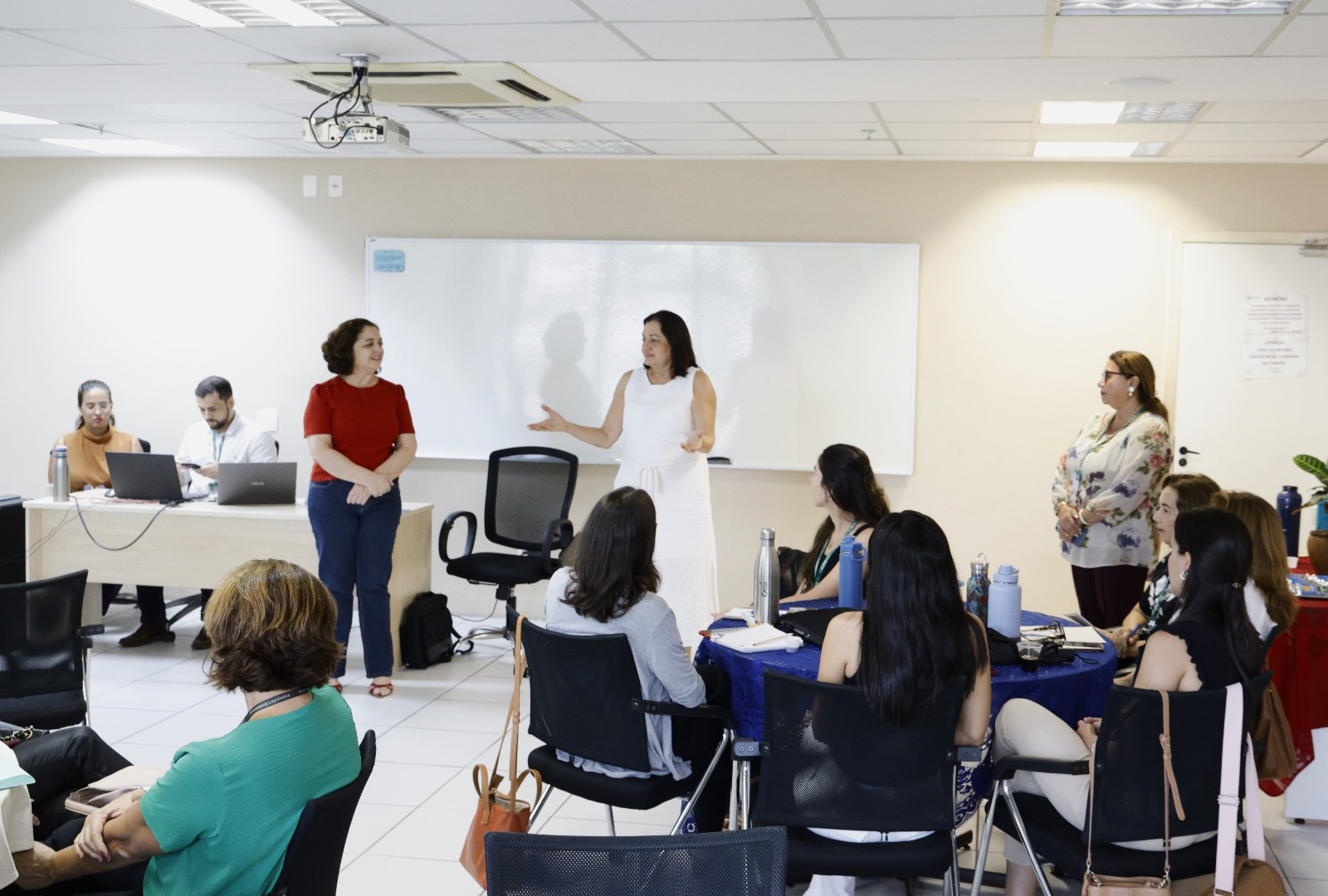 Aulas prosseguem até o dia 13 de junho